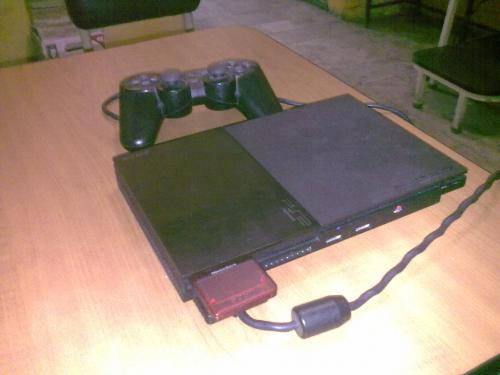 Vendo o cambio un PlayStation 2 modelo Slim  - Imagen 1