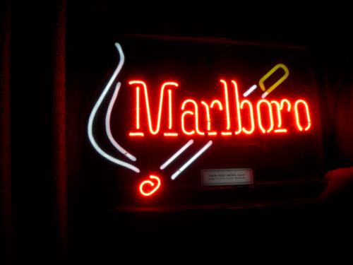 lampara neon decorativa marca marlboro temati - Imagen 2