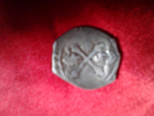 Vendo moneda macuquina antigua de real potosi - Imagen 3