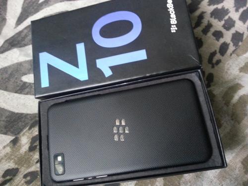 Blackberry Z10 Negra Q1400 4G para la compa - Imagen 2