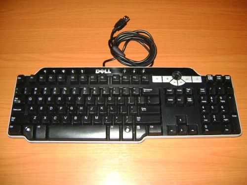 Vendo un teclado multimedia y un mouse marca  - Imagen 1