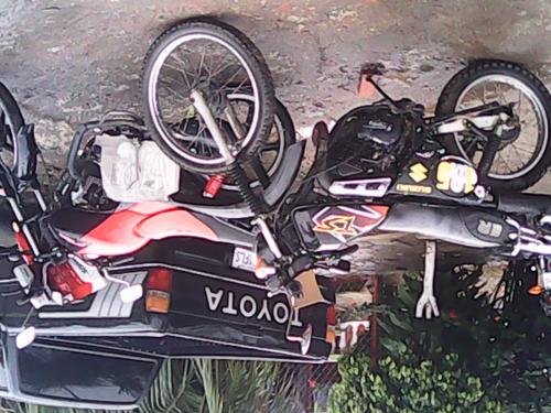 Vendo 2 bonitas motos una suzuki ts 185 2001  - Imagen 1