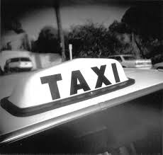 Vendo taxi atoz 2009 de agencia unico dueño - Imagen 1