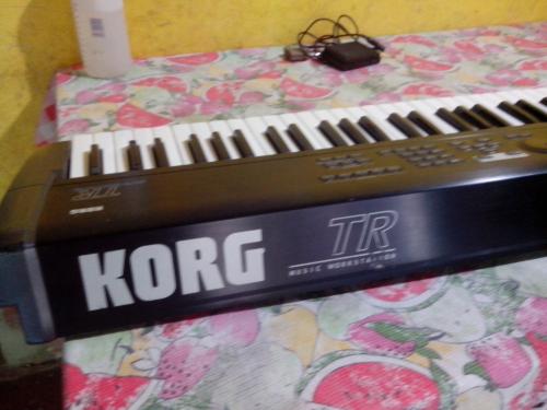 Vendo teclado korg tr de 76 teclas esta en ex - Imagen 2