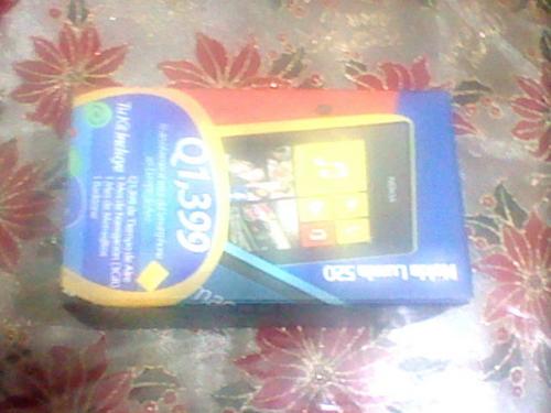 Vendo Nokia Lumia 520 nítido con todos sus  - Imagen 2