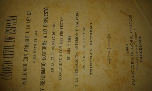 Vendo Código Civil de España libro antiguo  - Imagen 1