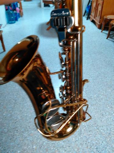 Saxofón alto Buescher Aristrocat 1970 boqu - Imagen 3