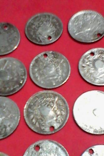 vendo 40 monedas de medio real de guatemala  - Imagen 3