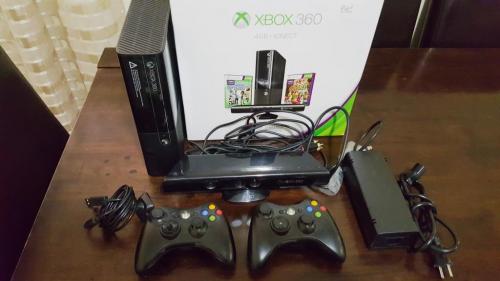 Xbox 360 4gb Kinect y Juegos	  (Negociable) Q - Imagen 1