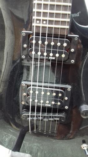 Guitarra eléctrica marca Washburn modelo XM - Imagen 2