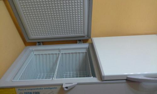 Congelador y  Refrigerador vendo esta nuevo u - Imagen 2
