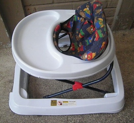 Vendo Araña o andador Baby Trend Q450 whats - Imagen 2