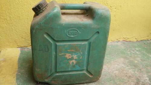 Vendo contenedor antiguo de gasolina de la g - Imagen 1