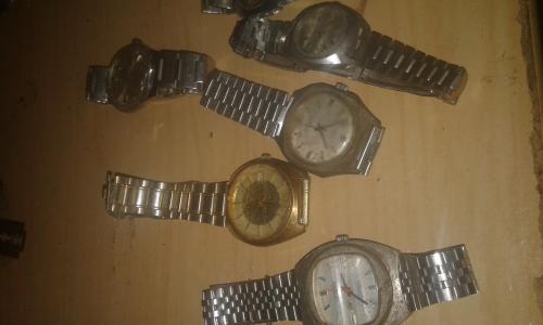 Vendo lote de relojes antiguos de diferentes - Imagen 1