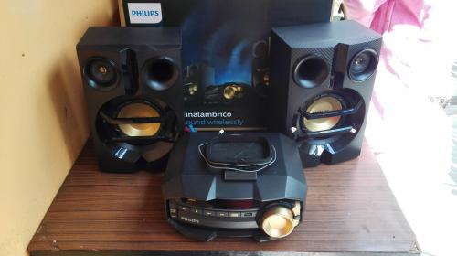 vendo mini equipo de sonido marca Philips sem - Imagen 1
