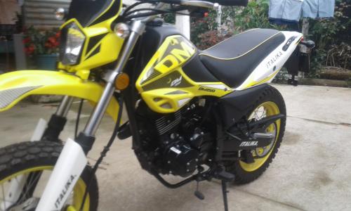 Vendo moto DM 150 yellow italika mod 2017 no - Imagen 2