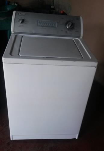 Vendo lavadora de ropa marca Whirlpool mec - Imagen 1