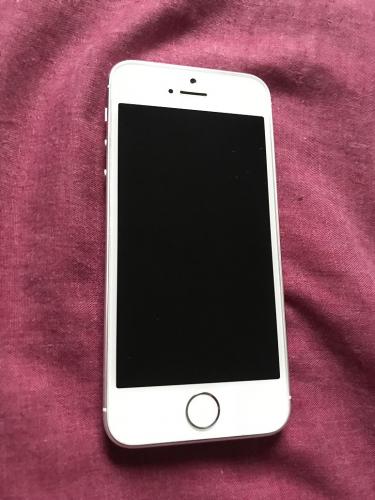Vendo iPhone 5s Silver 16GB de Claro nicam - Imagen 1