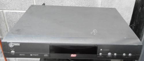 vendo DVD con su control   Q8000  Tel: 4125 - Imagen 1