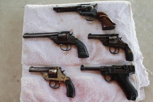Vendo en Reu armas de exhibicion1 Revolver - Imagen 1