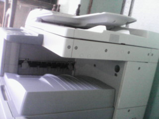 Vendo fotocopiadora Canon blanco/negro doble  - Imagen 2