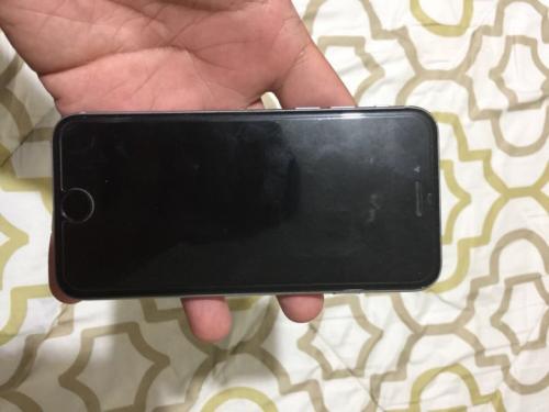 Vendo Iphone 6 de 16gb color negro con gris - Imagen 2