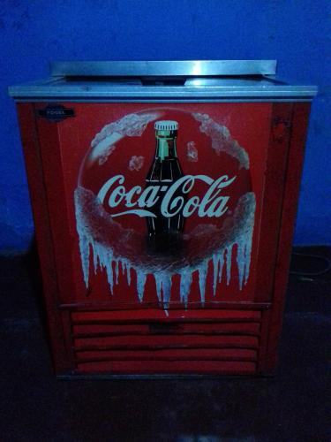 vendo congelador vintage de la cocacola marca - Imagen 1
