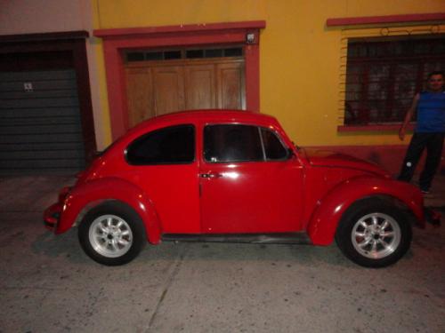 URGENTE:  Vendo Volkswagen Escarabajo modelo - Imagen 1