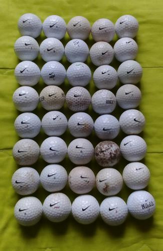 Pelotas de golf marca NIKE blancas variedad d - Imagen 1