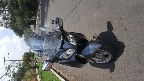 Poderosa moto scooter Suzuki Burgman 650 Exec - Imagen 1