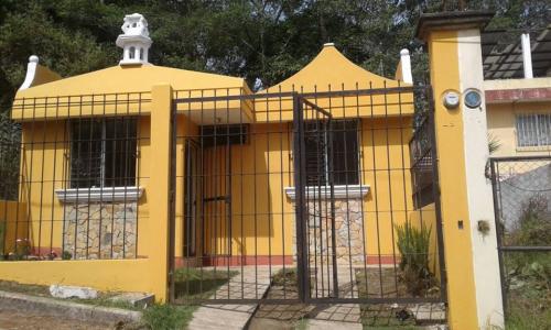 Vendo casa en Santa Lucia Milpas Altas Carret - Imagen 1