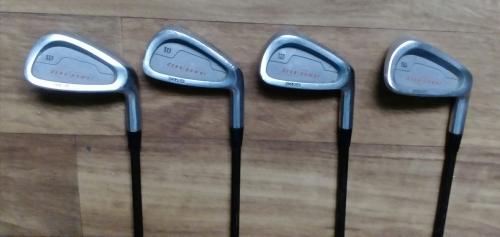 Cuatro palos de golf W dina power marca Wilso - Imagen 1