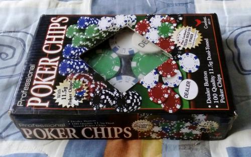 1 caja de fichas de poker chips texas holden - Imagen 1