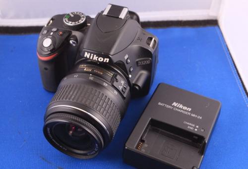 Nikon D3200 242 megas Q290000 tiene apena - Imagen 3