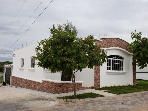 Vendo Casa El Chiltepe Jutiapa 3 dormitorios  - Imagen 1