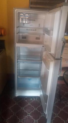Vendo en Reu refrigeradora Mabe Usada Prec - Imagen 1