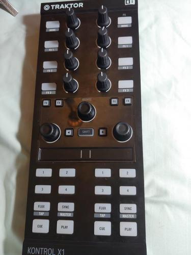 endo DJ Mixer Analogo/Digital Pioneer DJM 250 - Imagen 3