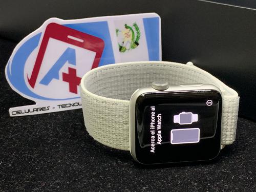 Apple Watch Series 3 Nike Edition 42 mm Semin - Imagen 2