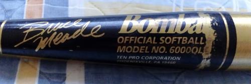 Un bate softball Bombat Modelo No 6000 QL ba - Imagen 2
