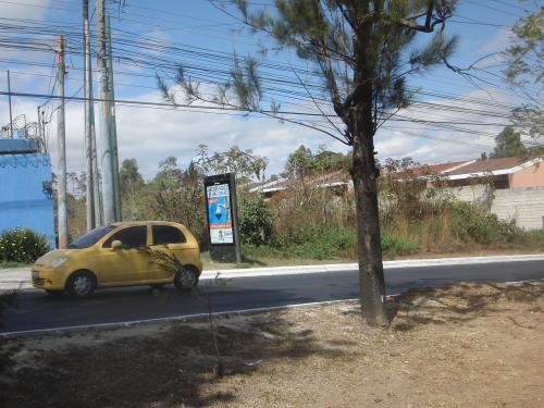 Alquilo terreno sobre Boulevard San Cristobal - Imagen 1