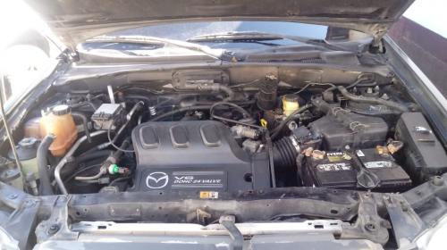 Mazda Tribute en excelentes condiciones motor - Imagen 2