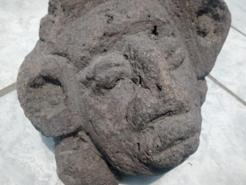 Figuras mayas roca volcnica  primeros mayas - Imagen 2