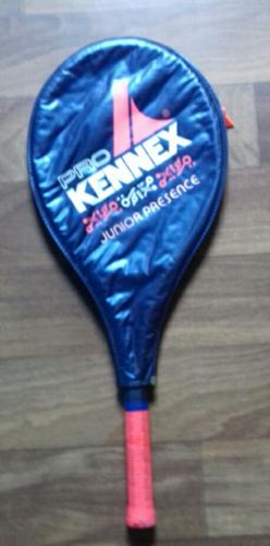Vendo una Raqueta tenis marca JÚNIOR PRESENC - Imagen 2