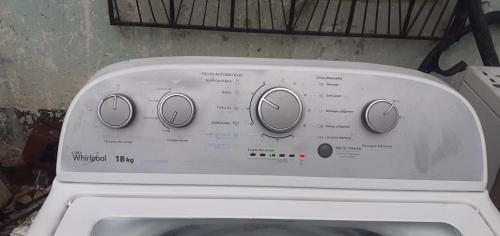 Vendo lavadora Whirlpool 18 kgs Q1 500 Edgar - Imagen 3