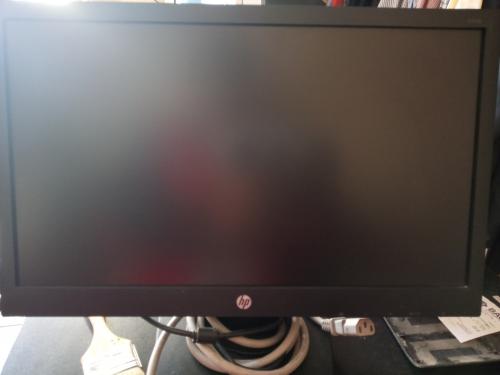 Vendo monitor HP V193B de 185 pulgadas con c - Imagen 1