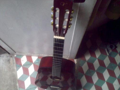 vendo guitarra acustica espaÑola viscaya con - Imagen 2