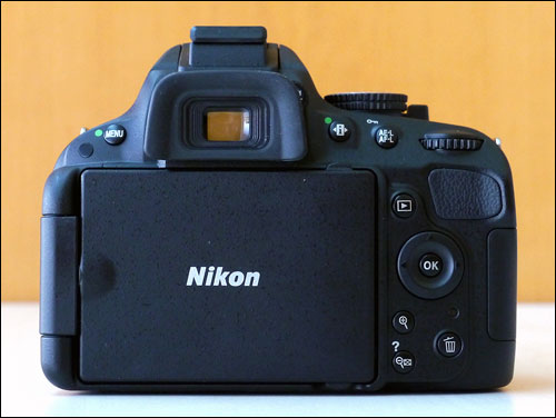 Nikon D5100 nueva solo se tomaron como 100 fo - Imagen 1