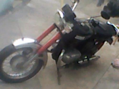 vendo motocicleta marca xing fu 250 cc mode - Imagen 1