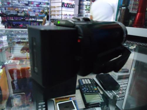 Vendo Camara Sony Handycam DCRSX22 70x exten - Imagen 2