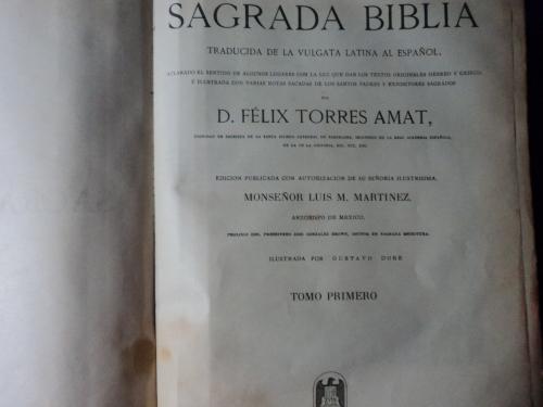 BIBLIA DE 1951 COMPLETA LA PASTA es de piel - Imagen 3